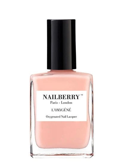 NAILBERRY VELVÆRE A Touch Of Powder